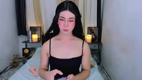 ashley online show from June 17, 10:39 am