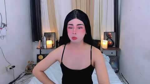 Snapshot of ashley_slutty chatting on June 23, 11:19 am ashley online show from June 23, 11:19 am