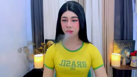 Snapshot of ashley_slutty chatting on July 28, 11:50 am ashley online show from July 28, 11:50 am
