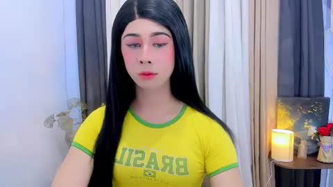 Snapshot of ashley_slutty chatting on July 28, 2:35 pm ashley online show from July 28, 2:35 pm