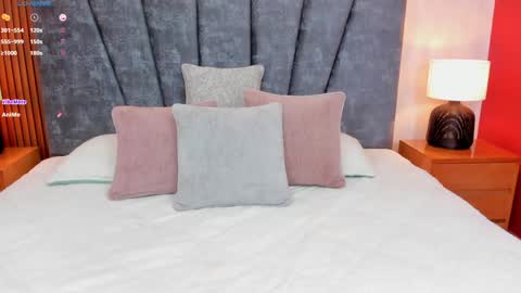 Sara Smith online show from December 14, 10:07 pm