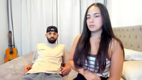 Snapshot of ashleyandzamir chatting on December 4, 8:28 pm Ashley Zamir online show from December 4, 8:28 pm