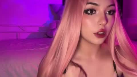 Ashlee Boox   online show from July 9, 5:17 pm