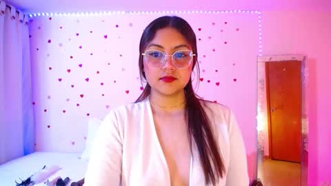 Snapshot of ashleyevanz chatting on September 30, 8:41 am Ashlei Evanz online show from September 30, 8:41 am