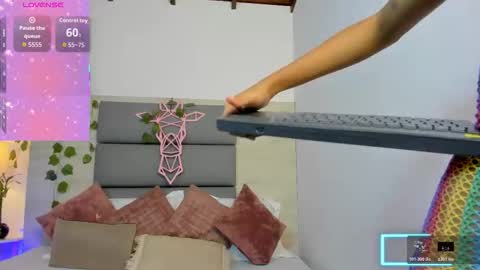 Snapshot of ashleyhiil2 chatting on October 29, 4:04 am AshleyHill online show from October 29, 4:04 am