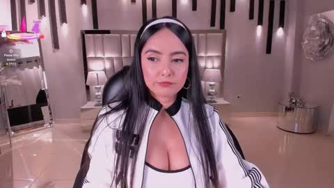 Ashley Jhonson  online show from October 26, 11:38 am