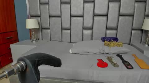 Snapshot of ashleyjonnees chatting on October 22, 11:21 am ASHLEY My schedule 600 - 1400 GMT -5 online show from October 22, 11:21 am