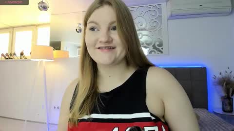 Snapshot of ashleyjonse chatting on October 19, 4:57 am AshleyJonse online show from October 19, 4:57 am