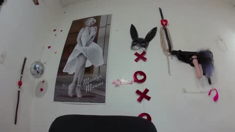 Snapshot of ashleyreyes_ chatting on January 26, 1:20 am Ashley online show from January 26, 1:20 am