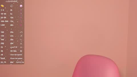 Snapshot of ashleyroys_111 chatting on November 18, 4:00 pm dahiana online show from November 18, 4:00 pm