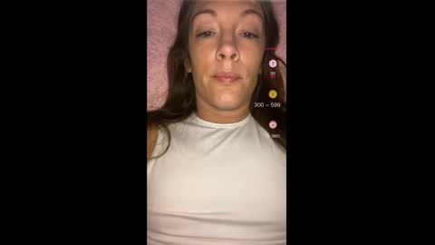 Snapshot of ashleyshyne69 chatting on September 27, 12:32 pm Ashley online show from September 27, 12:32 pm