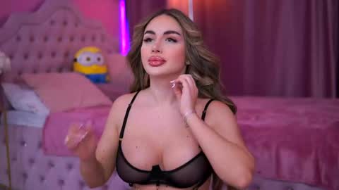 Ashley online show from February 3, 6:28 pm