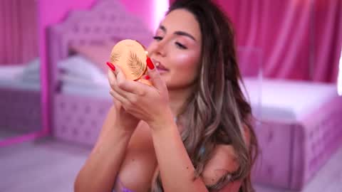 Ashley online show from January 19, 10:30 am