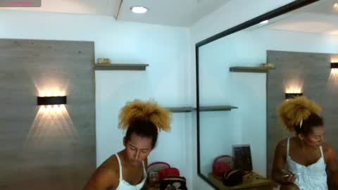 ashleysofiathenison online show from July 13, 12:52 pm