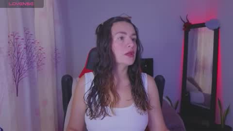 ASHLEY online show from December 17, 2:45 pm