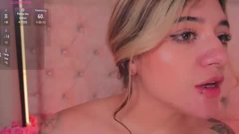 Ashley Lauren online show from February 21, 10:28 am