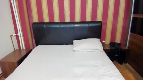 Snapshot of ashleyvonpage chatting on December 8, 10:14 pm Ashley online show from December 8, 10:14 pm