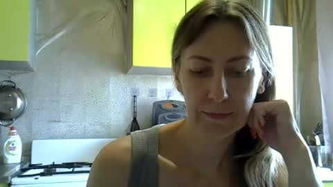 AshleyXHoney online show from June 19, 7:01 am