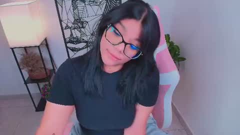 Ashleyy18   online show from July 12, 11:51 pm