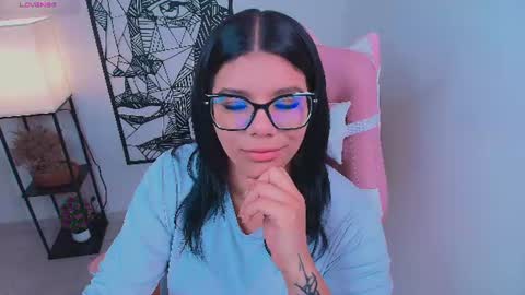 Ashleyy18   online show from July 15, 9:20 pm