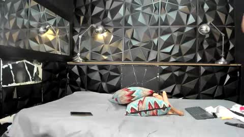 ashlybenison online show from March 18, 4:59 am