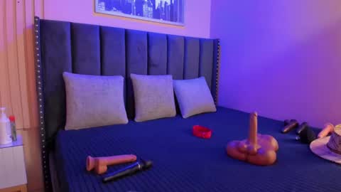 Snapshot of ashlye_miller_ chatting on September 11, 4:23 am ashlye_miller_ online show from September 11, 4:23 am