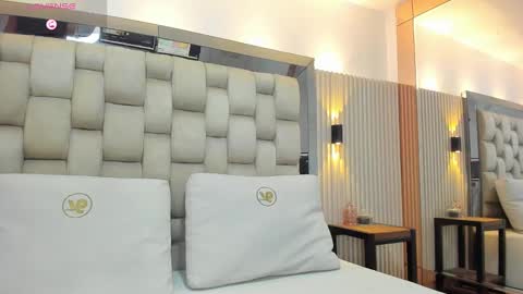 ashlyn online show from March 4, 7:32 pm