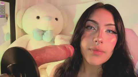 Ash  online show from May 1, 10:36 pm