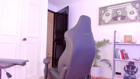 my name real is camilo online show from September 30, 5:18 pm