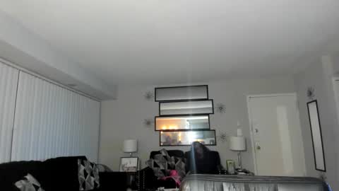 Asia online show from March 13, 6:53 am