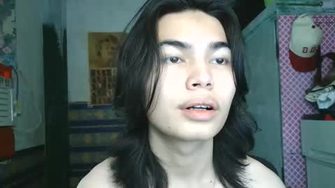 asian_babyboi online show from March 8, 4:27 am