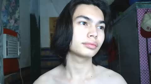 asian_babyboi online show from May 1, 2:54 pm