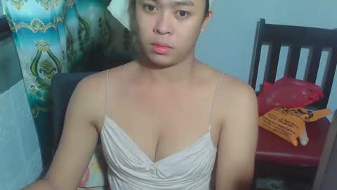 Snapshot of asian_christinesexy chatting on February 3, 5:40 am asian_christinesexy online show from February 3, 5:40 am
