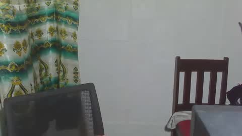 Snapshot of asian_christinesexy chatting on February 18, 6:37 pm asian_christinesexy online show from February 18, 6:37 pm