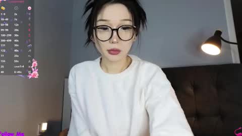 Snapshot of asian_euphoria chatting on January 18, 1:04 pm Dju online show from January 18, 1:04 pm