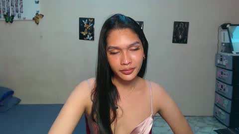 Snapshot of asian_glamm chatting on January 9, 11:47 am ANITA online show from January 9, 11:47 am