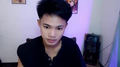 asian_lover05 online show from October 8, 3:53 pm