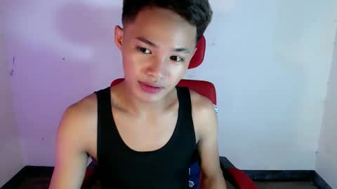 asian_lover05 online show from June 2, 12:07 pm