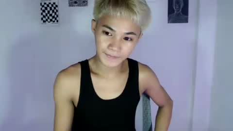 Snapshot of asian_lover05 chatting on July 21, 2:08 pm asian_lover05 online show from July 21, 2:08 pm
