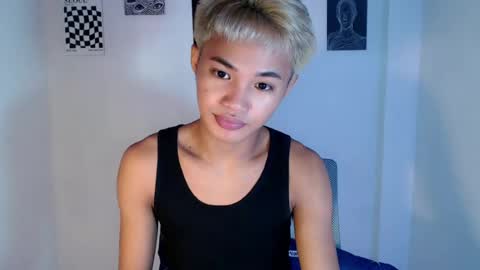 Snapshot of asian_lover05 chatting on July 23, 2:59 pm asian_lover05 online show from July 23, 2:59 pm