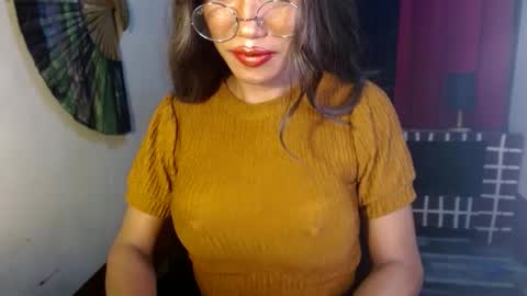 Snapshot of asian_petit19 chatting on December 8, 4:28 pm Lovely online show from December 8, 4:28 pm