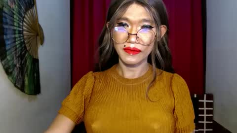 Snapshot of asian_petit19 chatting on December 30, 3:58 am Lovely online show from December 30, 3:58 am