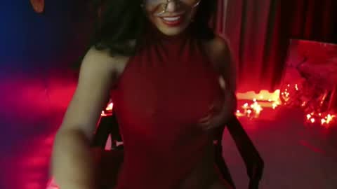 Snapshot of asian_petit19 chatting on October 5, 2:21 am Lovely online show from October 5, 2:21 am