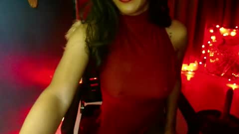 Snapshot of asian_petit19 chatting on October 8, 11:13 pm Lovely online show from October 8, 11:13 pm