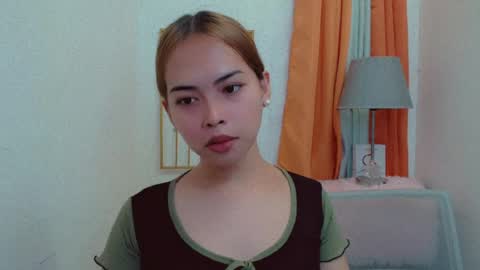 Snapshot of asian_pinay_oldlover chatting on July 6, 10:23 pm Angel online show from July 6, 10:23 pm