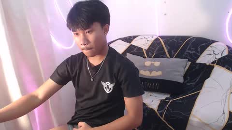 Snapshot of asian_prince_of_cock chatting on September 9, 8:14 am Prince online show from September 9, 8:14 am