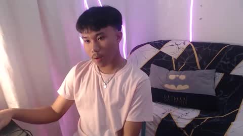 Snapshot of asian_prince_of_cock chatting on September 10, 1:00 pm Prince online show from September 10, 1:00 pm