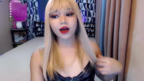 stacey online show from December 6, 11:11 am