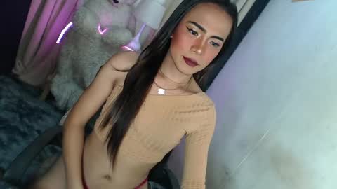asian_ulysses online show from April 29, 12:31 pm