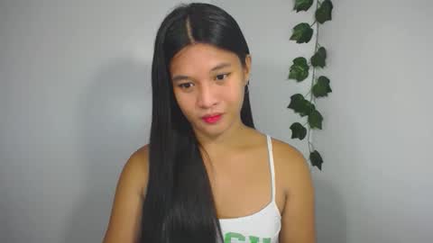 Yan online show from February 11, 7:41 pm